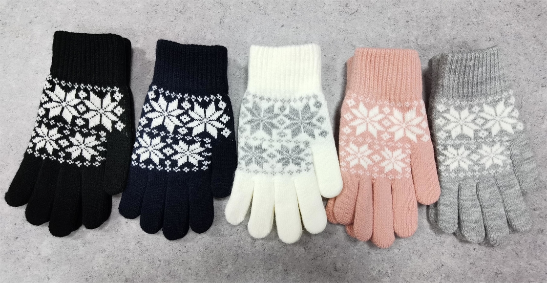 custom knit gloves Custom Design Jacquard Style for Cozy Stretchy Warmth